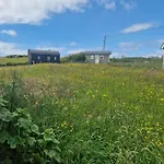 Wild Meadow Huts Vakantiehuis *