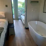 Vakantiehuis Wild Meadow Huts *