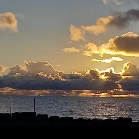 Wild Meadow Huts Doolin