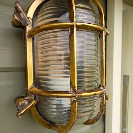 Wild Meadow Huts * ドゥーリン