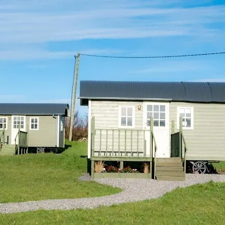 Wild Meadow Huts Doolin