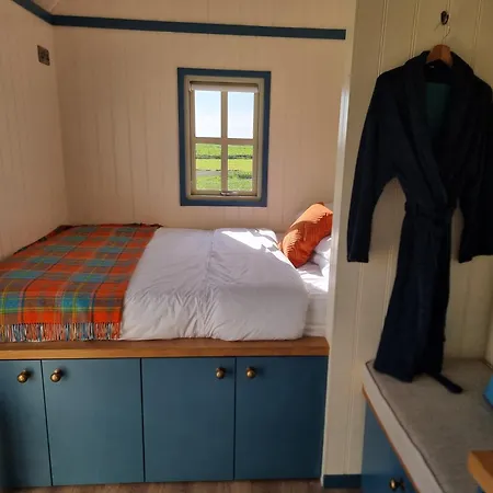 別荘 Wild Meadow Huts