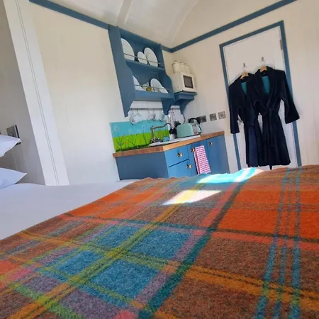 Wild Meadow Huts 別荘 *