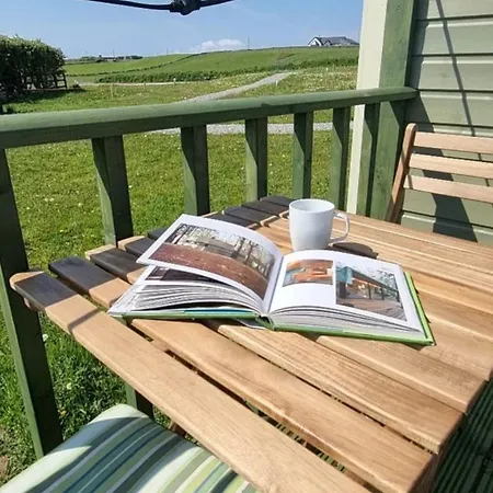 Wild Meadow Huts * Doolin