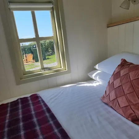 Wild Meadow Huts Casa vacanze