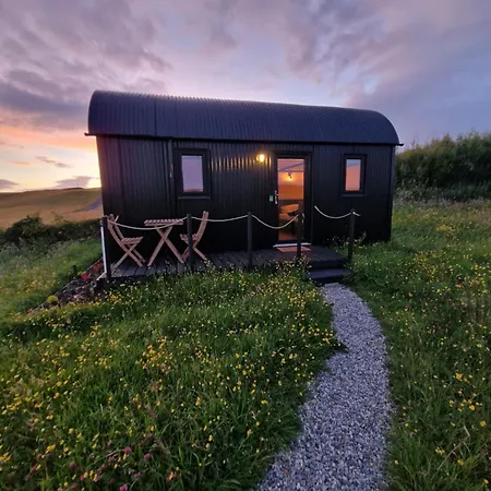 Holiday home Wild Meadow Huts *