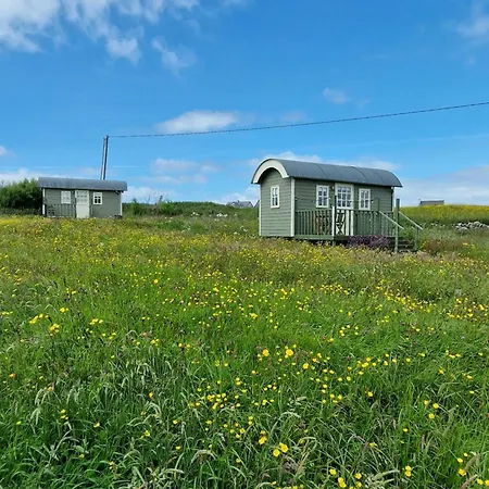 Wild Meadow Huts Casa vacanze *