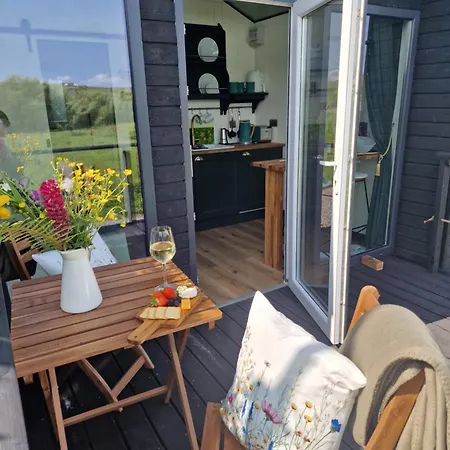 Wild Meadow Huts 別荘