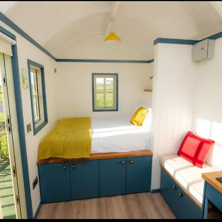 Wild Meadow Huts Сasa de vacaciones Doolin