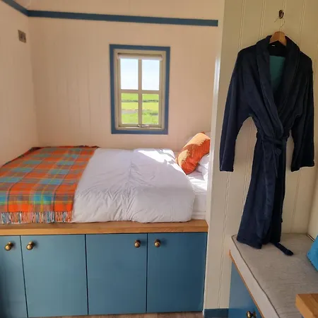 別荘 Wild Meadow Huts