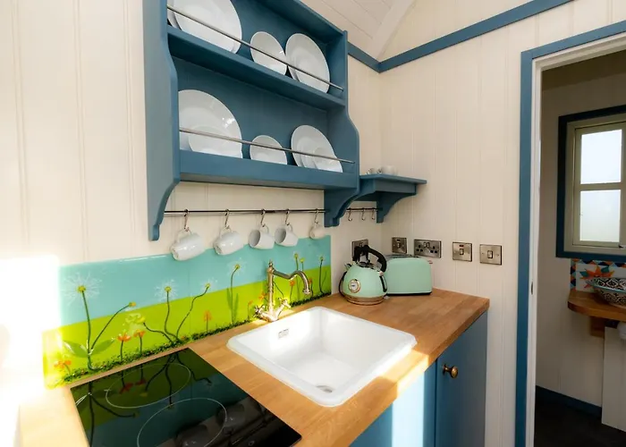 Semesterbostad Wild Meadow Huts