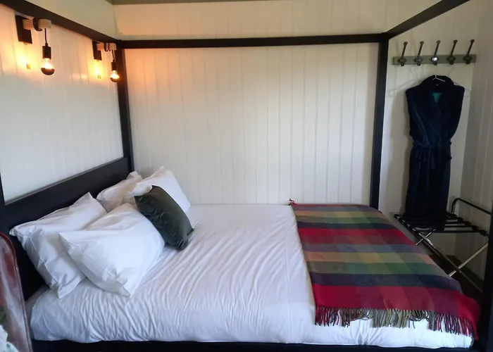 Wild Meadow Huts Doolin