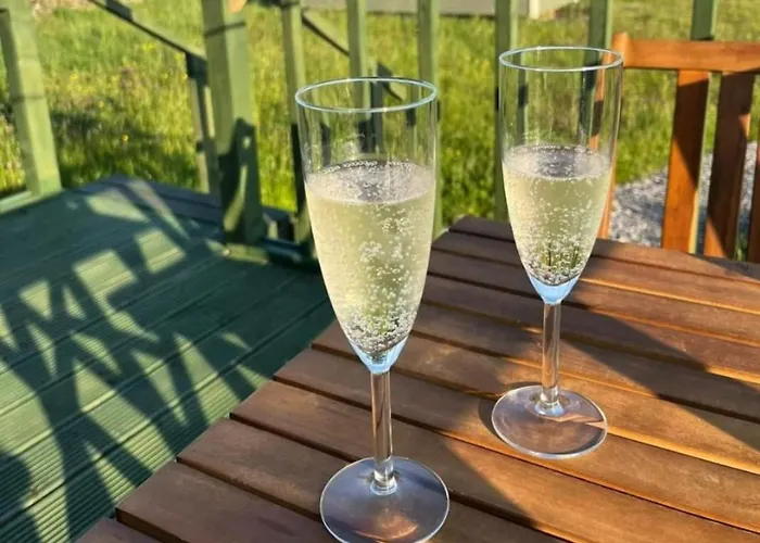 Semesterbostad Wild Meadow Huts