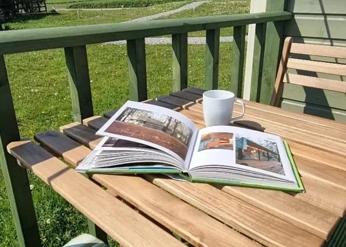 Wild Meadow Huts * Doolin