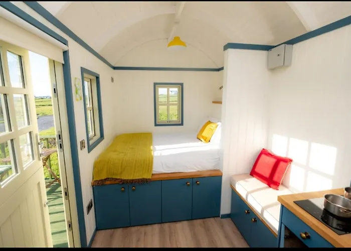 Wild Meadow Huts Semesterbostad Doolin