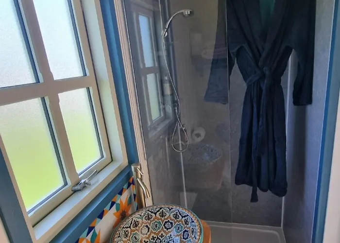 Wild Meadow Huts Semesterbostad